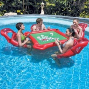 mesa poker piscina